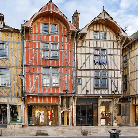 Lejlighed Chant Du Cygne Troyes